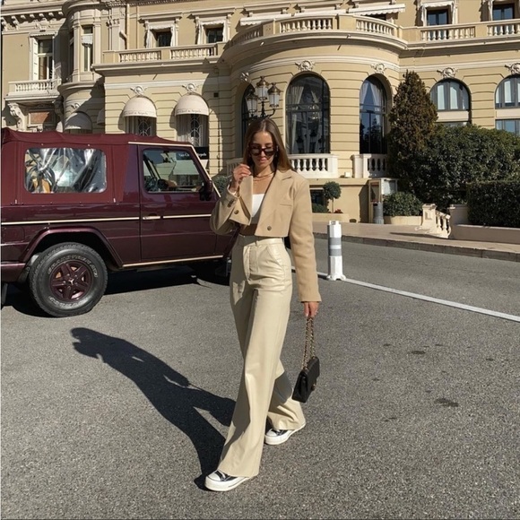 New Zara ECRU FAUX LEATHER FLARED SLIT SLIM FIT PANTS HIGH RISE STRAIGHT LEG - Picture 3 of 17